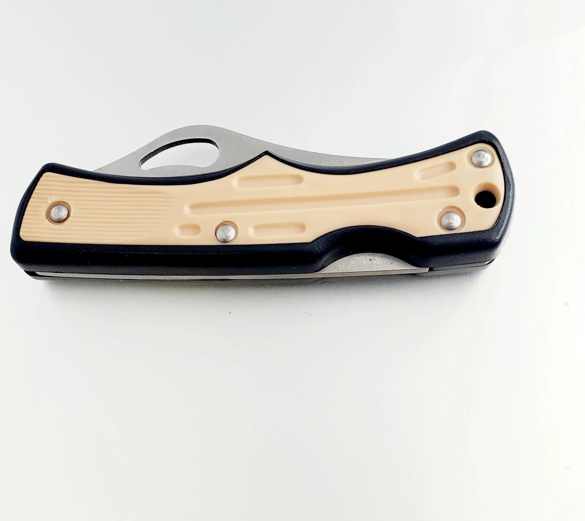 United Cutlery Rigid Lockback W/sheath